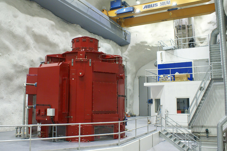 Machine room at Kjensvatn power plant