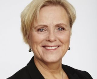Žena nasmijana