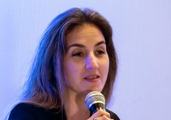 Veronica Arbulu