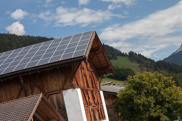 Solpanel på hustak